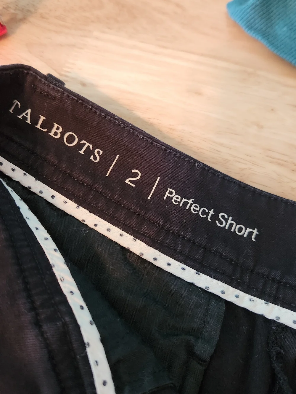Talbots‎ Perfect Shorts Black, Size 2, 10.5 Inseam